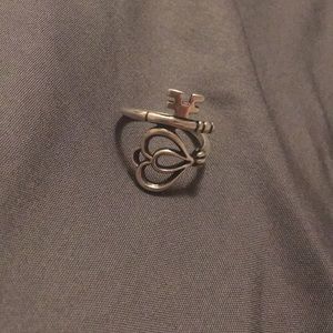 james avery antique key ring size 7
